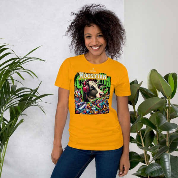 Funny shirts for women. "Moosician" Music Shirt Unisex t-shirt - Image 11